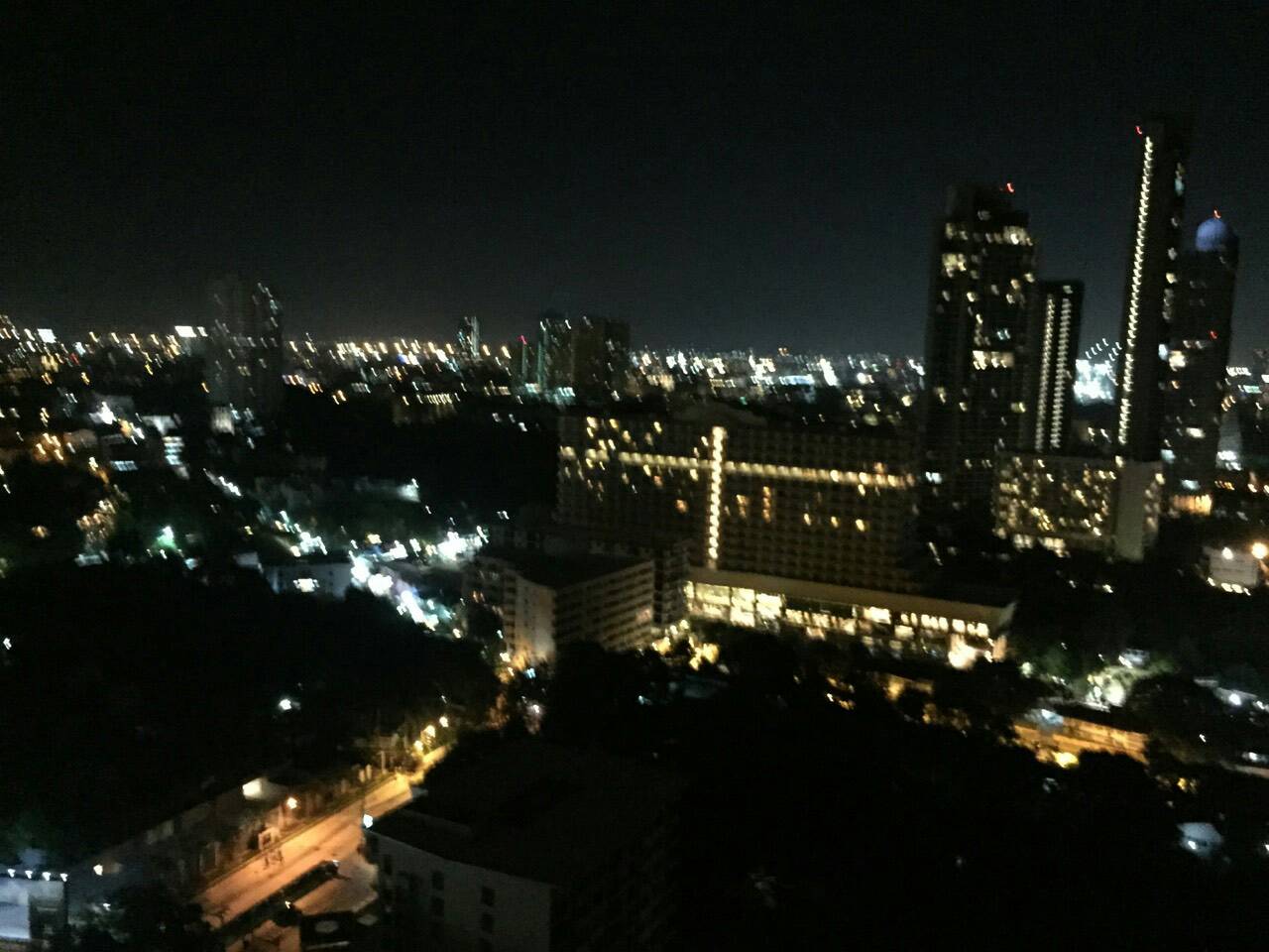 ขายคอนโดPark Beach Condominium (ปาร์ค บีช คอนโดมิเนียม) 3 ห้องนอน 2 ห้องน้ำ 3 ระเบียง ขนาด 174 ตรม