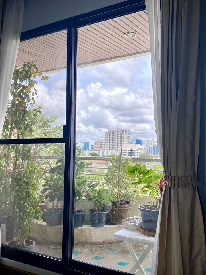 ให้เช่าคอนโด Supreme Ville (สุพรีม วิลล์ เย็นอากาศ – สาทร) คอนโด Low-rise ใจกลางสาทร พร้อมอยู่ ห้องใหญ่ เงียบสงบ อยู่ติด 7-Eleven เดินทางสะดวก