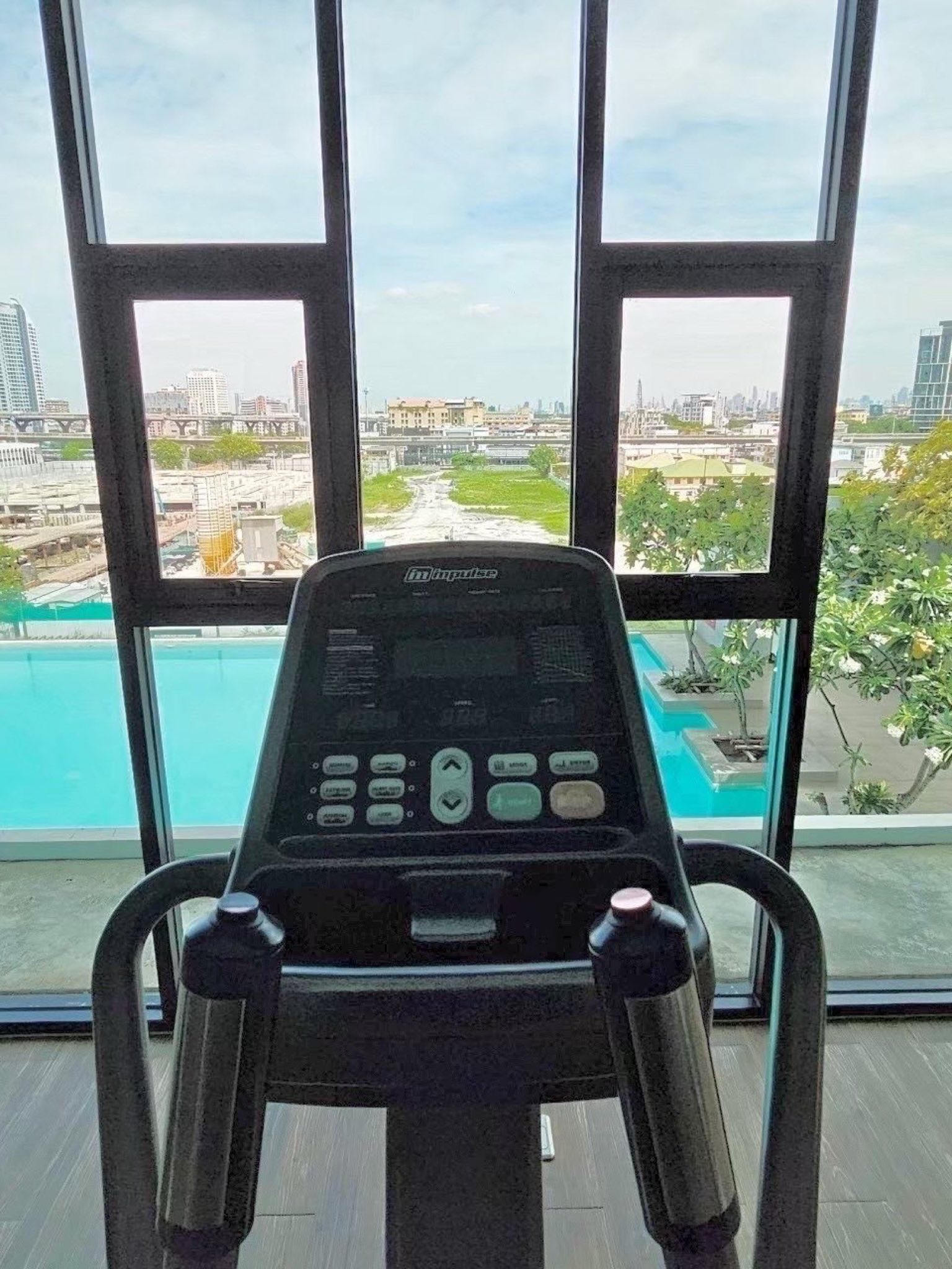 ðĒ āđāļŦāđāđāļāđāļē! āļŦāđāļāļāđāļŦāļĄāđāļāļĢāļīāļāļāļāļāđāļ The Sky Sukhumvit (āđāļāļāļ° āļŠāļāļēāļĒ āļŠāļļāļāļļāļĄāļ§āļīāļ) 1 āļŦāđāļāļāļāļāļ āļāļĢāđāļāļĄāđāļāđāļēāļāļĒāļđāđāđāļāđāļāļąāļāļāļĩ