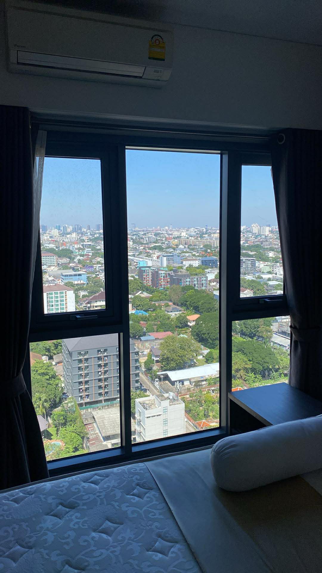 ให้เช่าคอนโด วิสดอม คอนเน็กต์ สุขุมวิท / For Rent Whizdom Connect Sukhumvit (English below)