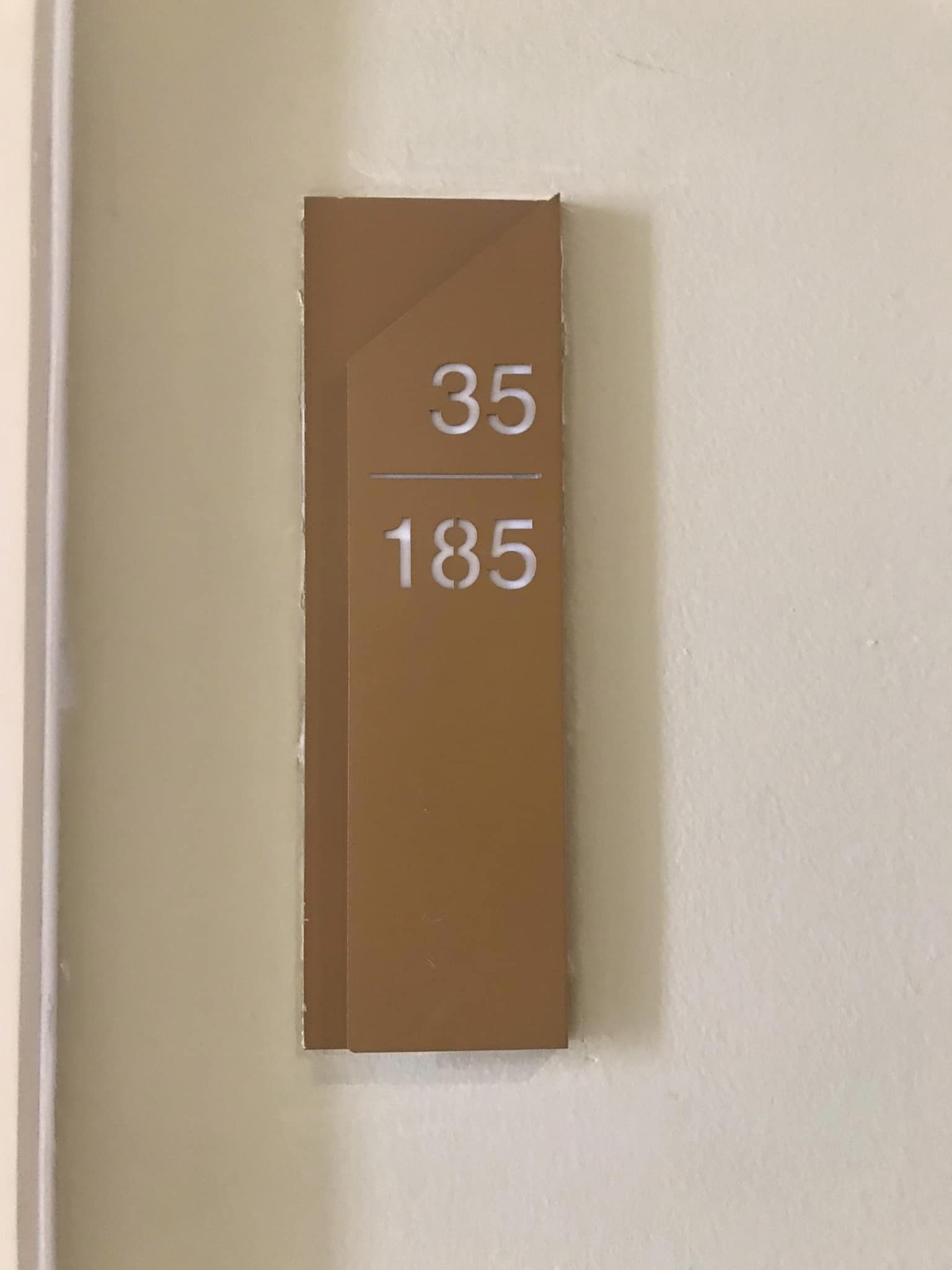 ให้เช่าคอนโด Noble State 39 : โนเบิล สเตท 39 ตกแต่งสไตล์โมเดิร์นคลาสสิค 1 ห้องนอน