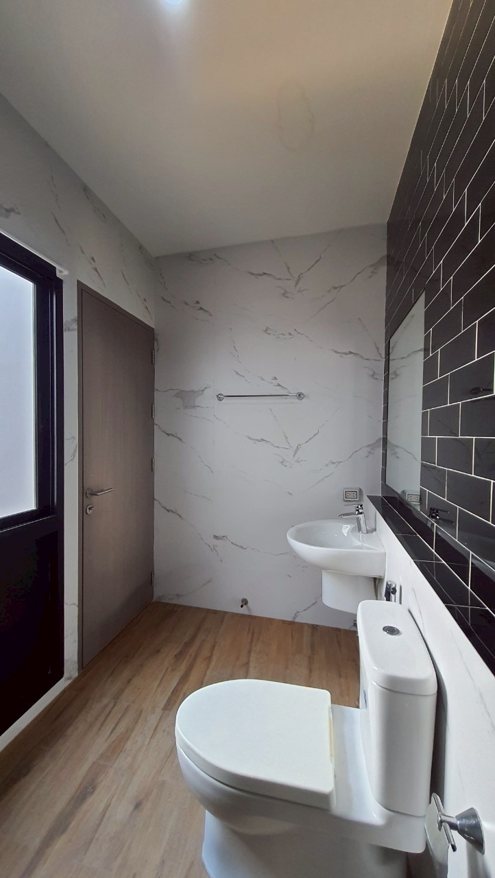 ขาย / เช่า โฮมออฟิศโครงการ เดอะ ไพรด์ สุขุมวิท 77 - The Pride Sukhumvit 77 4 ชั้นครึ่ง