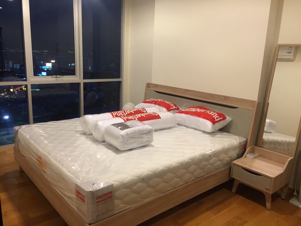 ให้เช่าคอนโด Abstracts Phahonyothin Park รีวิว คอนโด แอ็บสแตร็กส์ พหลโยธิน พาร์ค ห้องใหม่ แต่งครบ