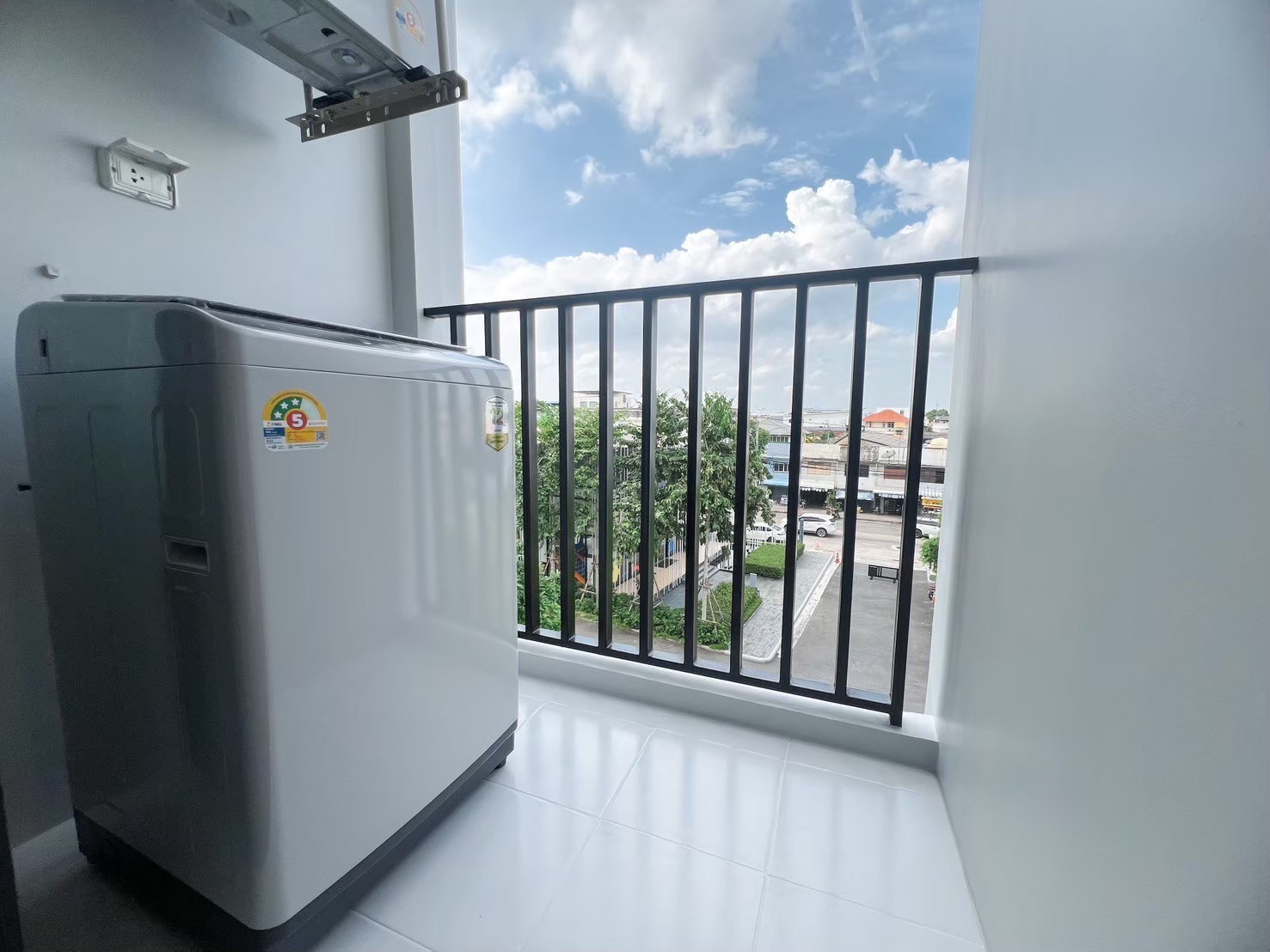 ให้เช่าคอนโด ชีวาทัย ฮอลล์มาร์ค ลาดพร้าว–โชคชัย 4 เฟส 2 / For Rent Chewathai Hallmark Ladprao–Chokchai 4 Phase 2 (English below)