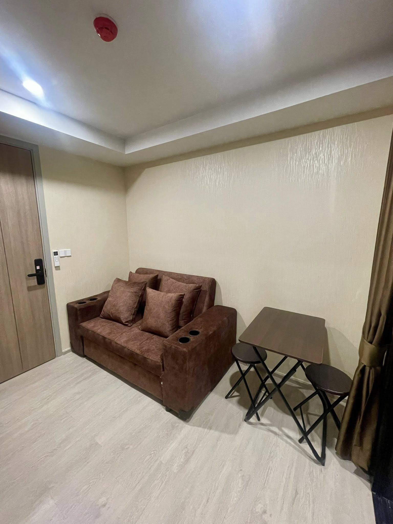 ✨ ขาย คอนโด Nue Core Khu Khot Station (นิว คอร์ คูคต สเตชัน) ✨ห้องแต่งครบ พร้อมเฟอร์และเครื่องใช้ไฟฟ้า พร้อมอยู่!