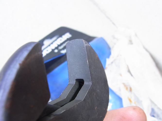 ประแจเลื่อน DOWIDAT 8นิ้ว MADE IN GERMANY มาพร้อมซองเดิม ที่ซองพิมพ์ W.-Germany , ใต้ตัวพิพม์สีขาว มีตัวนูน GERMANY ใหม่เก่าเก็บ