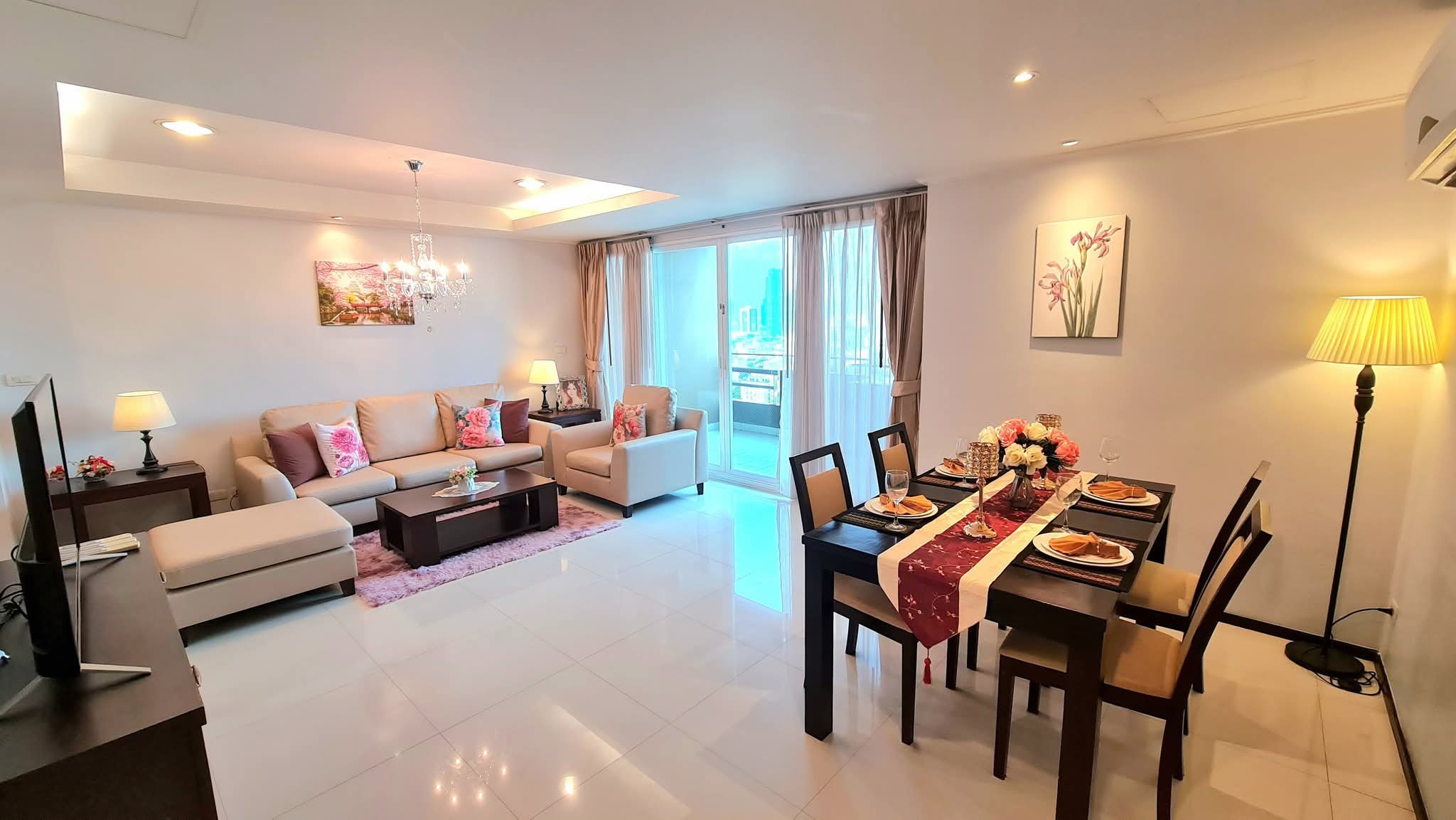 ✨ ให้เช่า Condo Piyathip Place คอนโด ปิยะทิพย์ เพลส สุขุมวิท 39 ✨ ยูนิต 2212 | ชั้น 21 | ขนาดใหญ่ถึง 173 ตร.ม. พร้อมห้องแม่บ้าน พร้อมเข้าอยู่ได้เลย!