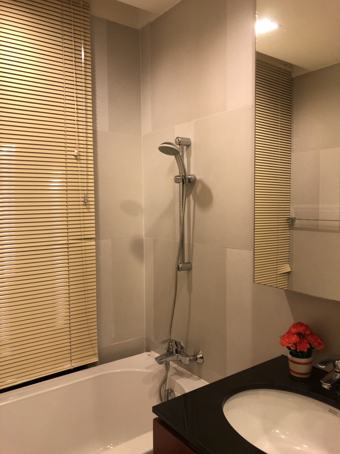 ขาย / เช่า คอนโด Amanta Lumpini (อมันตา ลุมพินี) 2 ห้องนอน 3 ห้องน้ำ (ห้อง1715) ขนาด 120 ตรม