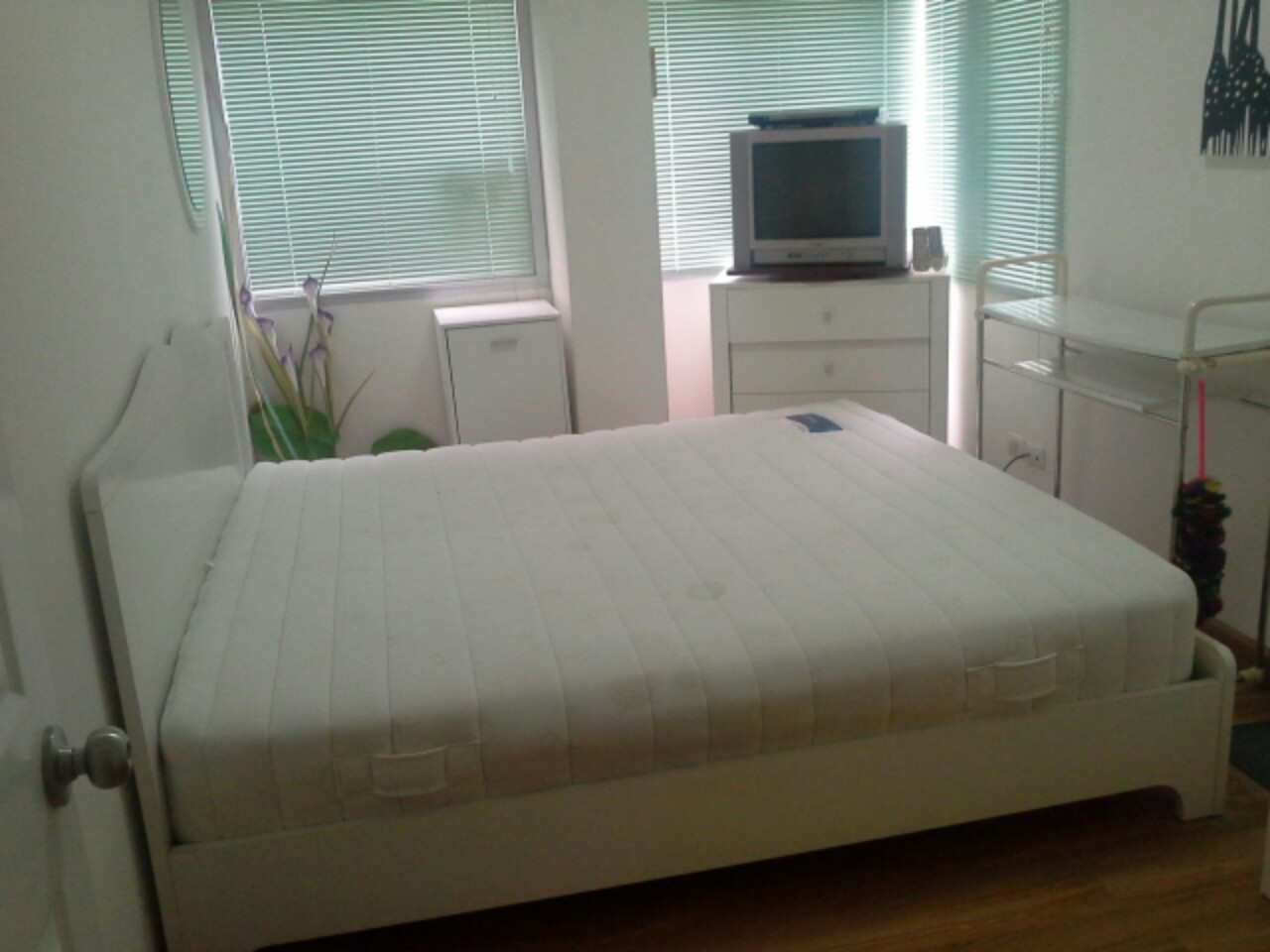 ขาย และเช่า คอนโด City Home Ratchada ( ซิตี้ โฮม รัชดา (รัชดาภิเษก 10) ราคา 12000 บาทต่อเดือน / ขาย 2.6 ล้าน 1 ห้องนอน พื้นที่ 38 ตร.ม ชั้น 2 ตึก วี 3