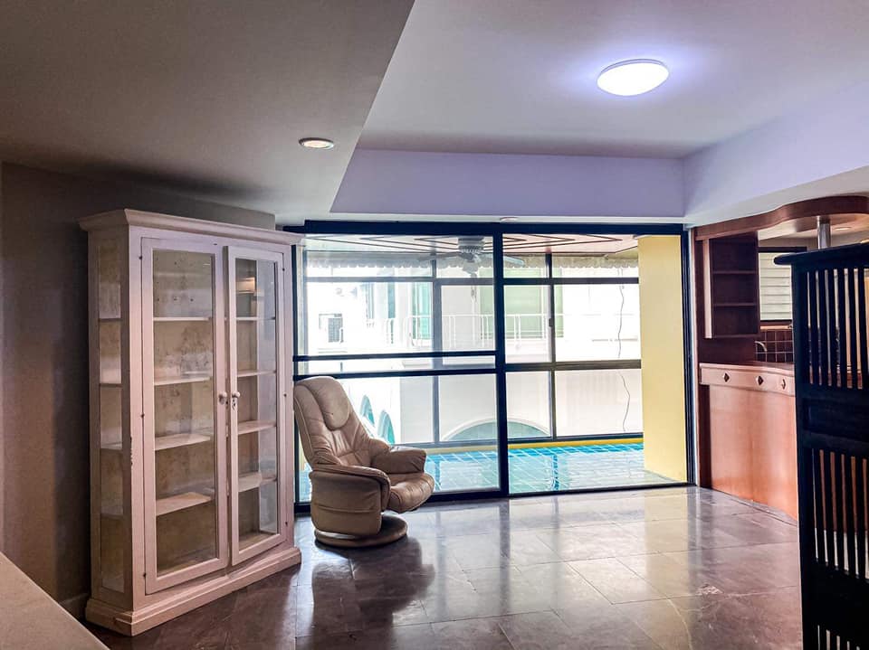 ขายถูก คอนโดใจกลางเมือง ทำเลทอง Sathorn Condo Place (สาธร คอนโด เพลส) รายละเอียดของห้อง 2 ห้องนอน 2 ห้องน้ำ