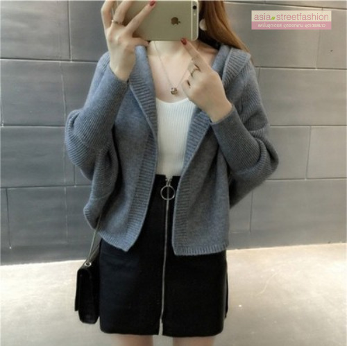 เสื้อคลุมกันหนาว ไหมพรมถัก ตัวสั้นมีฮู๊ด มีให้เลือกหลายสี พร้อมส่ง สีดำ