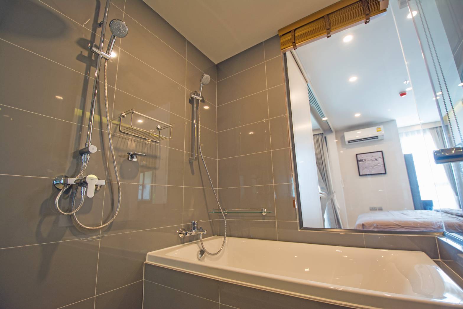 ห้เช่าคอนโด Q Chidlom - Phetchaburi (คิว ชิดลม-เพชรบุรี ) 1 ห้องนอน 1 ห้องน้ำ ขนาด 45 ตร.ม