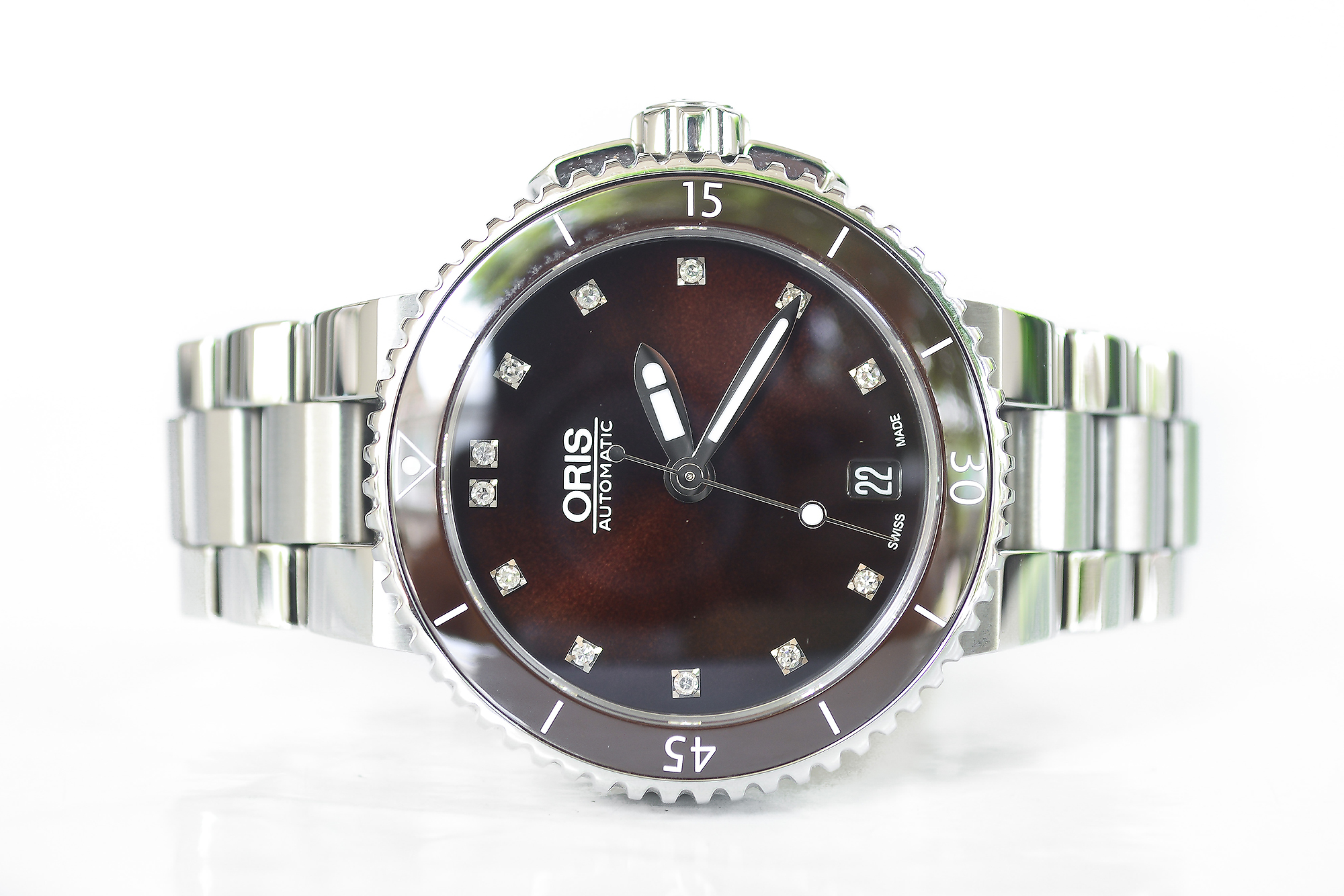 Oris Aquis Date Ceramic ฝังเพชร หน้าน้ำตาล (Sold)