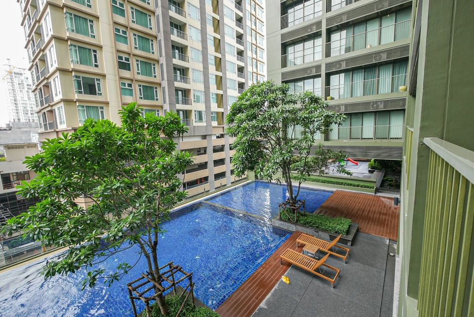 ให้เช่าคอนโด Noble Solo (โนเบิล โซโล) ทองหล่อ (25,000 บาท/เดือน) คอนโด 1 ห้องนอนเพิ่งปรับปรุงใหม่ ชั้น 6 วิวสระน้ำ