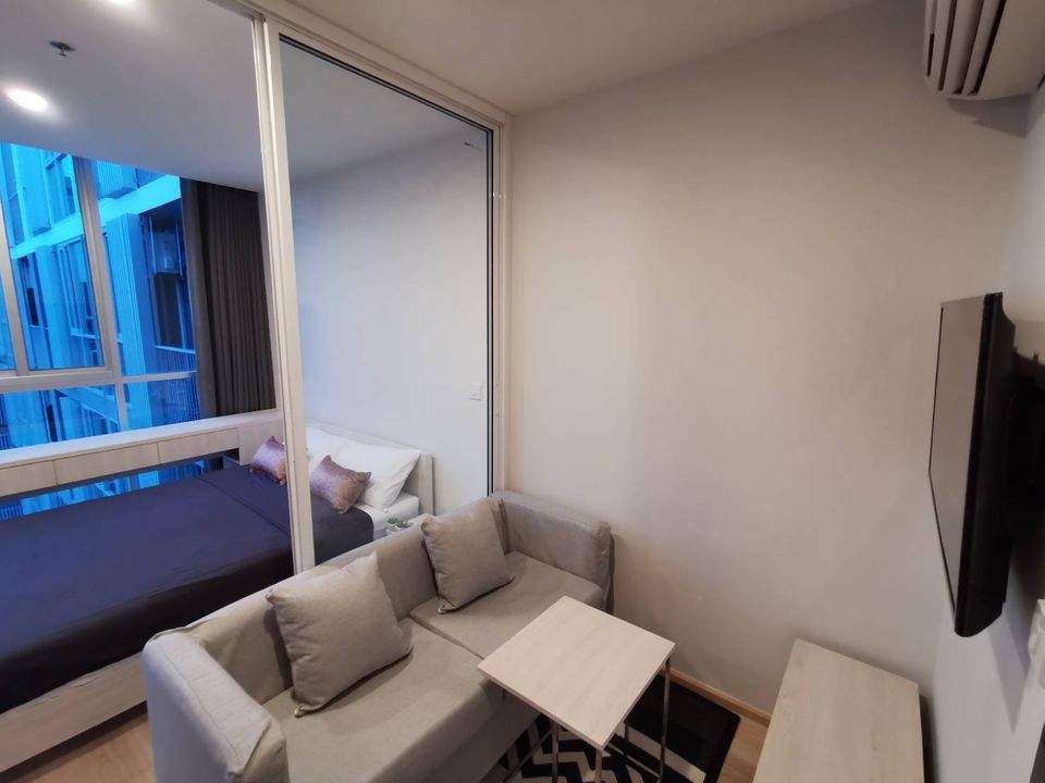 ให้เช่าคอนโด Noble Revolve Ratchada (โนเบิล รีวอลฟ์ รัชดา) ห้องสตูดิโอ ขนาด 22 ตรม