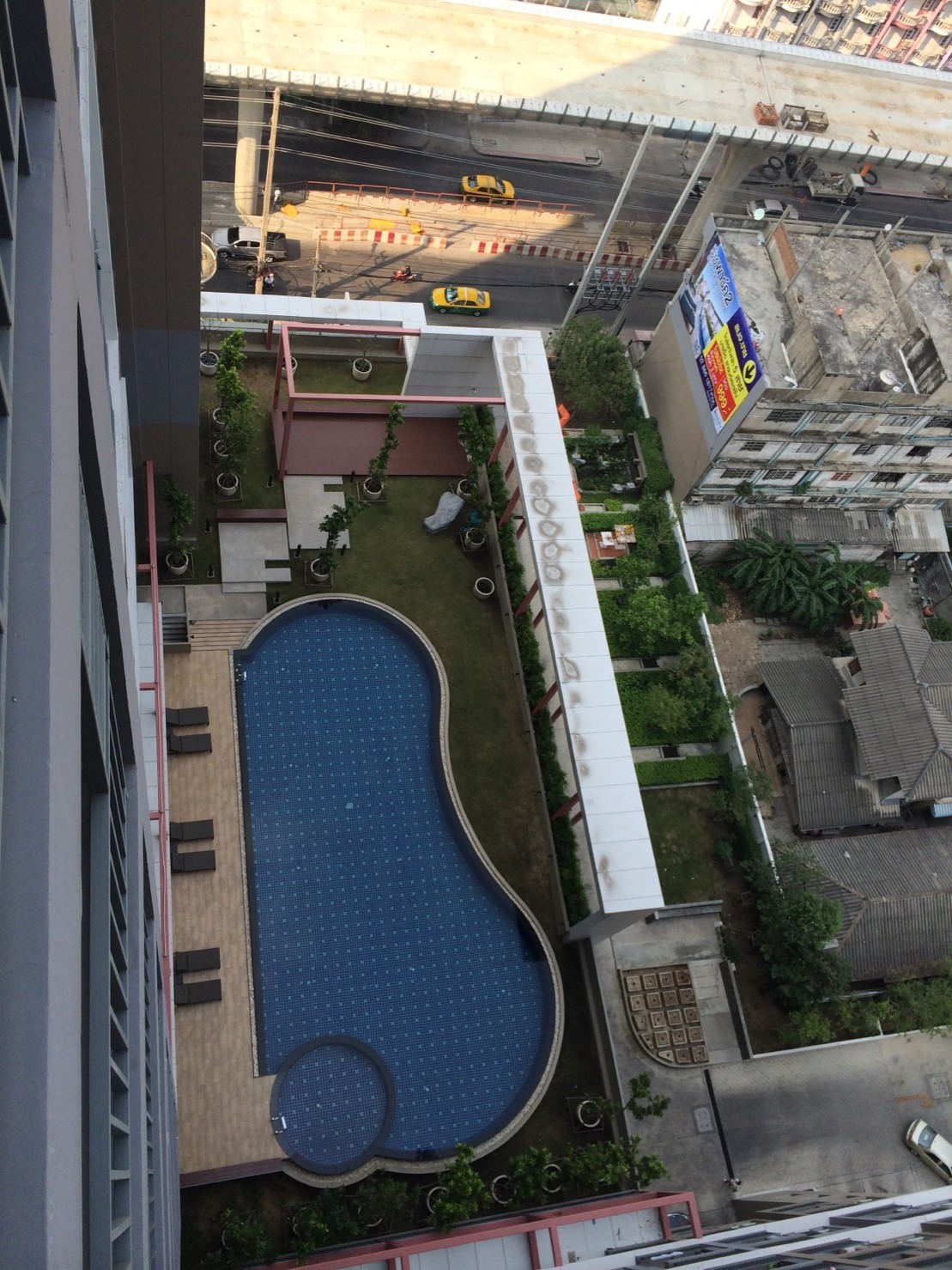 ขายคอนโดโครงการ The Tree Interchange เดอะ ทรี อินเตอร์เชนจ์ ห้อง1 bed-studio ชั้น 23 พื้นที่ 30.21 ตร.ม