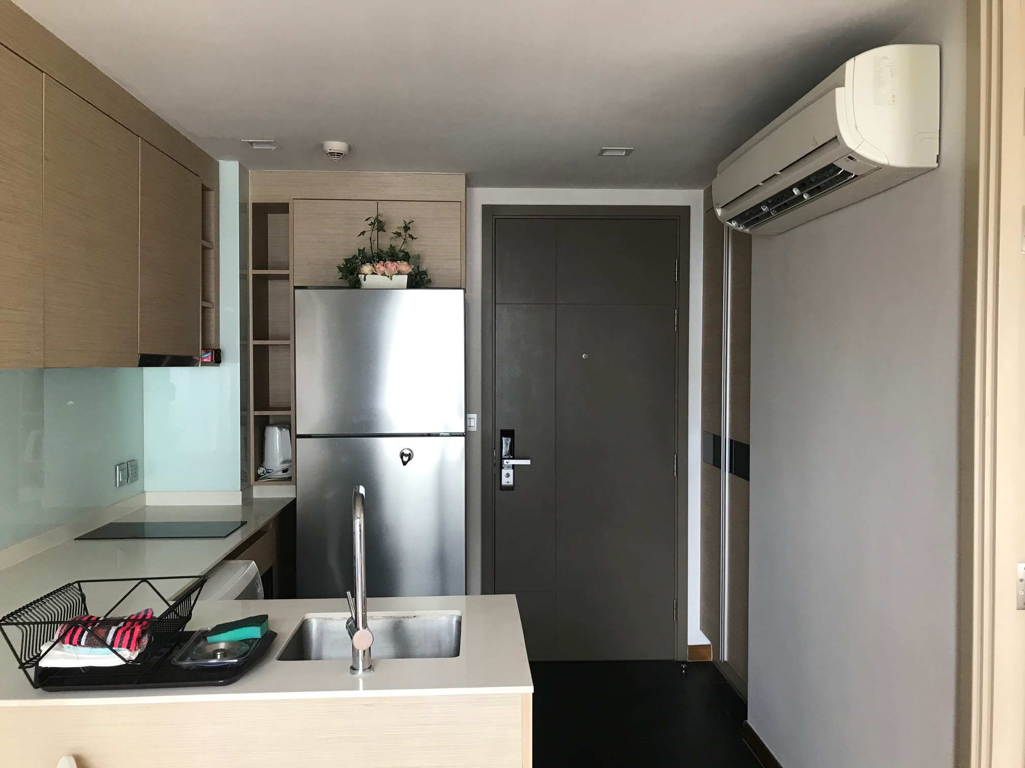 ขาย / เช่าคอนโด Via Botani (เวีย โบทานี) 1 ห้องนอน 1 ห้องน้ำ (ไม่มีอ่าง) ชั้น 3 ขนาด 37 ห้องแต่ครบ