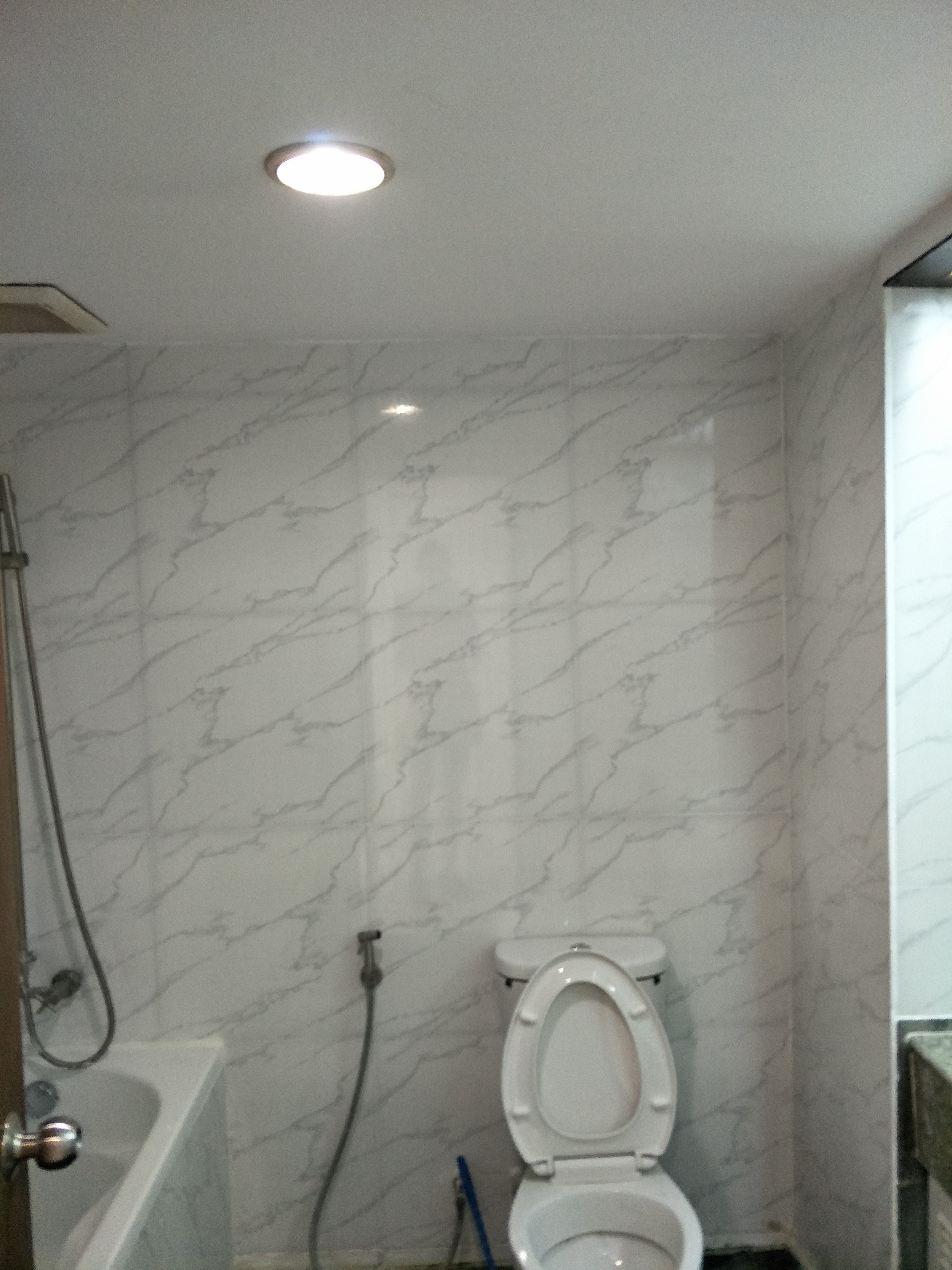 ขาย / ให้เช่าคอนโด Royal Nine Residence (รอยัล ไนน์ เรสซิเดนท์ ซอย พระรามเก้า 17 ) 1 ห้องนอน 1 ห้องน้ำ ชั้น 21 วิวหันหน้าไปทาง central พระรามเก้า