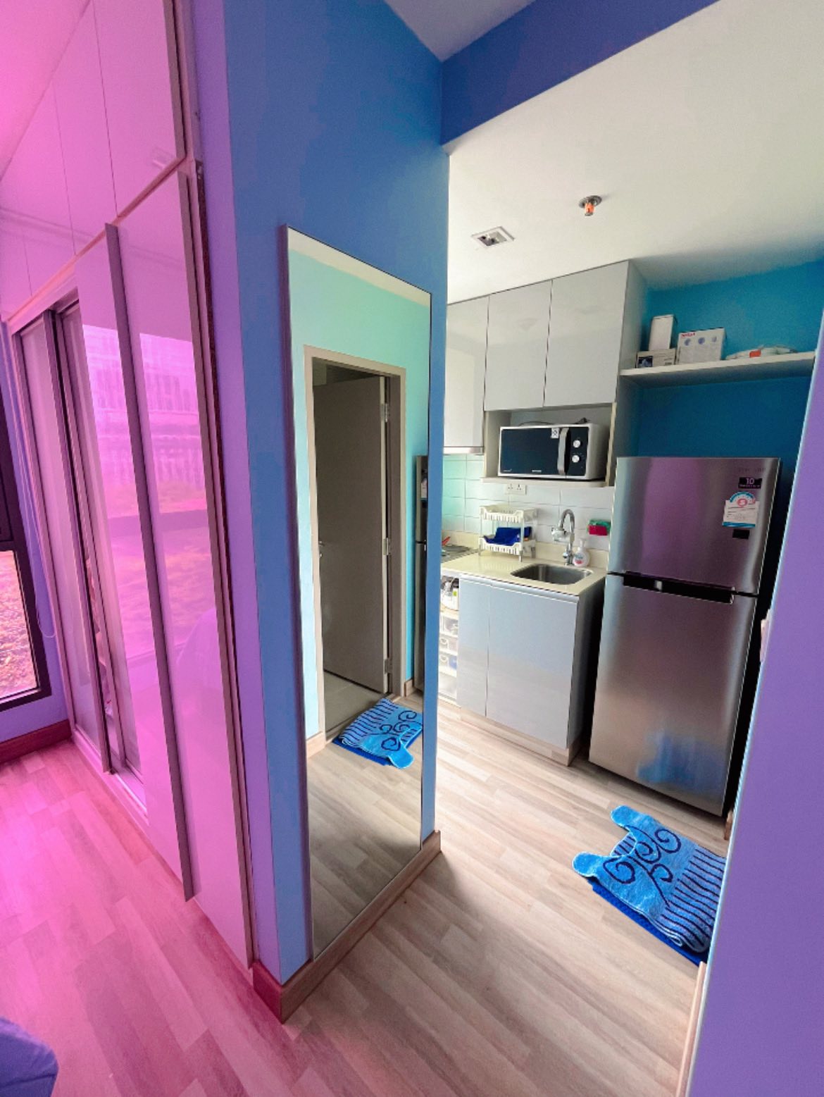 ให้เช่าคอนโด IDEO Mobi Phaya Thai (ไอดีโอ โมบิ พญาไท) — เดินเพียง 400 เมตร ถึง BTS พญาไท