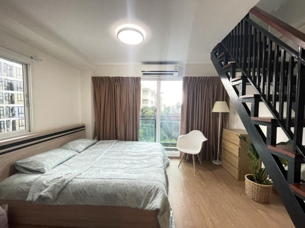 ให้เช่า ทาวน์เฮ้าส์ 3 ชั้น + ดาดฟ้า ใกล้ MRT รัชดาภิเษก ทำเลใจกลางรัชดา เดินเพียง 5 นาทีถึง MRT รัชดาภิเษก