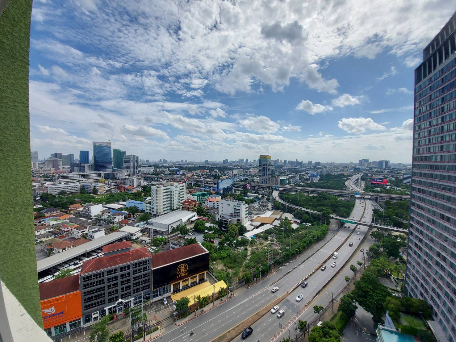 ขาย คอนโด ศุภาลัย ปาร์ค รัชโยธิน Supalai Park Ratchayothin ชั้น 24 ห้องมุม แบบ 2 ห้องนอน