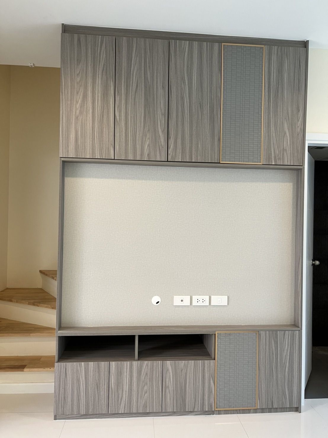 ให้เช่า ไอเจ้นท์ พัฒนาการ EIGEN Pattanakarn ซอยพัฒนาการ 99 (เข้าซอย 100 เมตร) Smart townhome ใหม่ หลังใหญ่ แบบ Simpli ติดถนนเมนหน้าโครงการ 15 เมตร