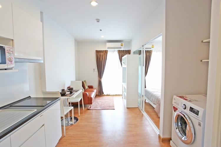 คอนโด พาร์คแลน @ รัชดา – วงศ์สว่าง The Parkland Ratchada-Wongsawang มีห้องให้เลือกหลายห้อง ราคาค่าเช่าตั้งแต่ 12,000 – 15,000 บาท/เดือน ห้องสตูดิโอ 1 ห้องนอน ชั้น วิว เลือกได้ตามต้องการ