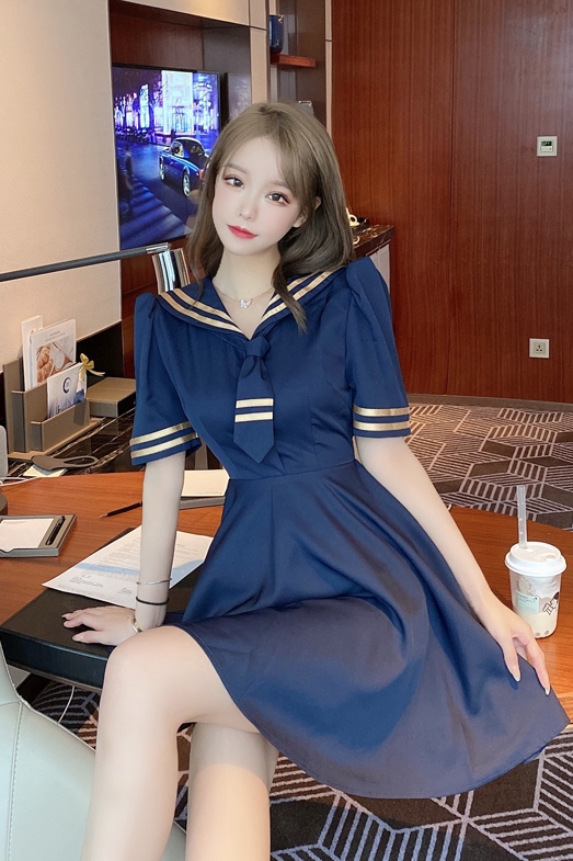 พรีออเดอร์ : เดรสแฟชั่นแขนสั้นสไตล์ญี่ปุ่น น่ารักๆ มีให้เลือก 2สี