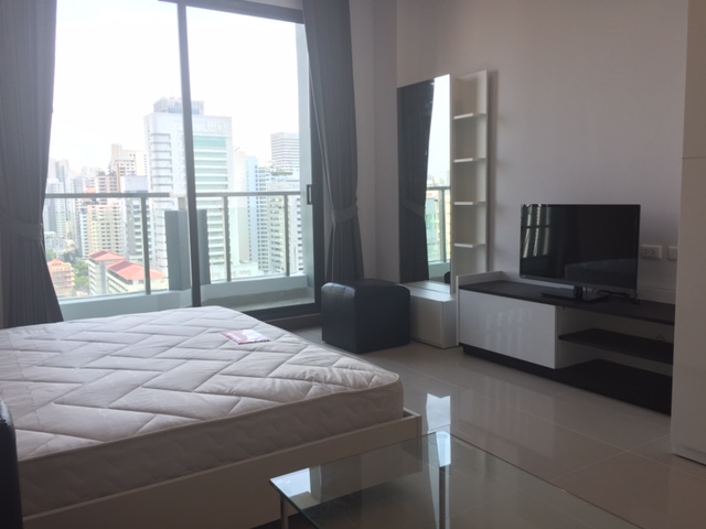 คอนโด Supalai Premier Place Asoke ศุภาลัย พรีเมียร์ อโศก ให้เช่า ราคา 16,000 บาท ห้อง Studio พื้นที่ 34 ตร.ม ชั้น 21 วิว มศว. ทิศใต้ เฟอร์นิเจอร์ครบ