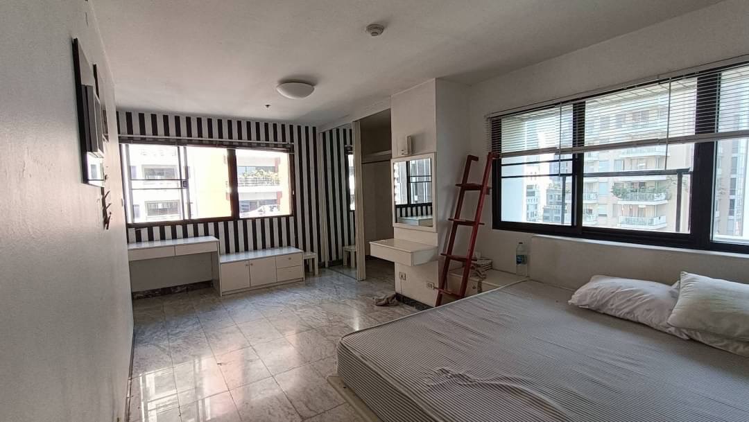 ให้เช่าคอนโด6 (รีเจ้นท์ รอยัล เพลส 2) แบบ 3 ห้องนอน 3 ห้องน้ำ 1 ห้อง maid ขนาด 186 ตารางเมตร