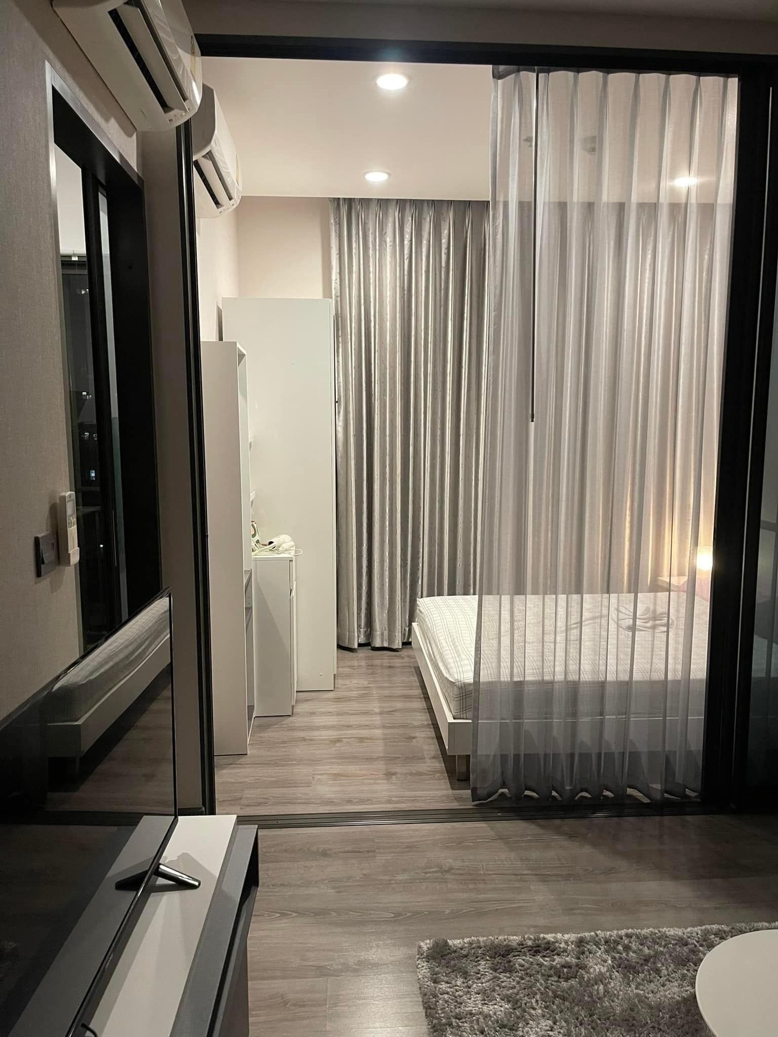 ให้เช่าคอนโด Urbano Rajavithi (เออร์บาโน ราชวิถี) วิวเเม่น้ำเจ้าพระยา ติด MRT สิรินธร ราคา 15,000 บาท /เดือน