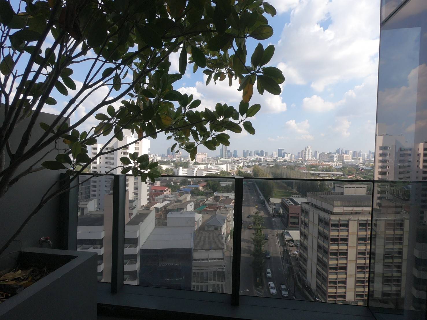 ห้เช่าคอนโด Siamese Ratchakru (ไซมิส ราชครู) 1 ห้องนอน หรือทำเป็นโฮมออฟฟิศ 1 ห้องน้ำ ขนาด 90