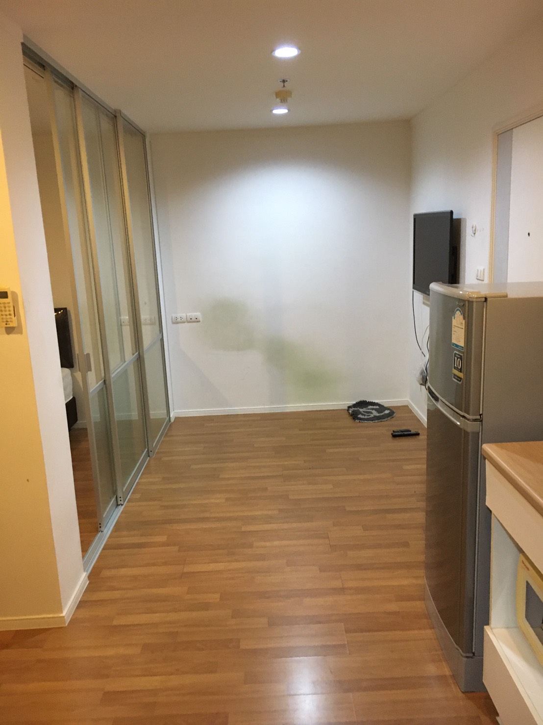 รหัสทรัพย์ 40200 ให้เช่าคอนโด Lumpini Place Suksawat - Rama 2 ( ลุมพินี เพลส สุขสวัสดิ์ - พระราม2 ) 1 ห้องนอน 1 ห้องน้ำ