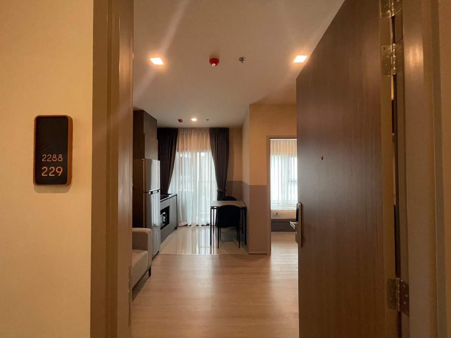 🏢 ปล่อยเช่า คอนโด The Base เพชรบุรี-ทองหล่อ (THE BASE Phetchaburi-Thonglor)