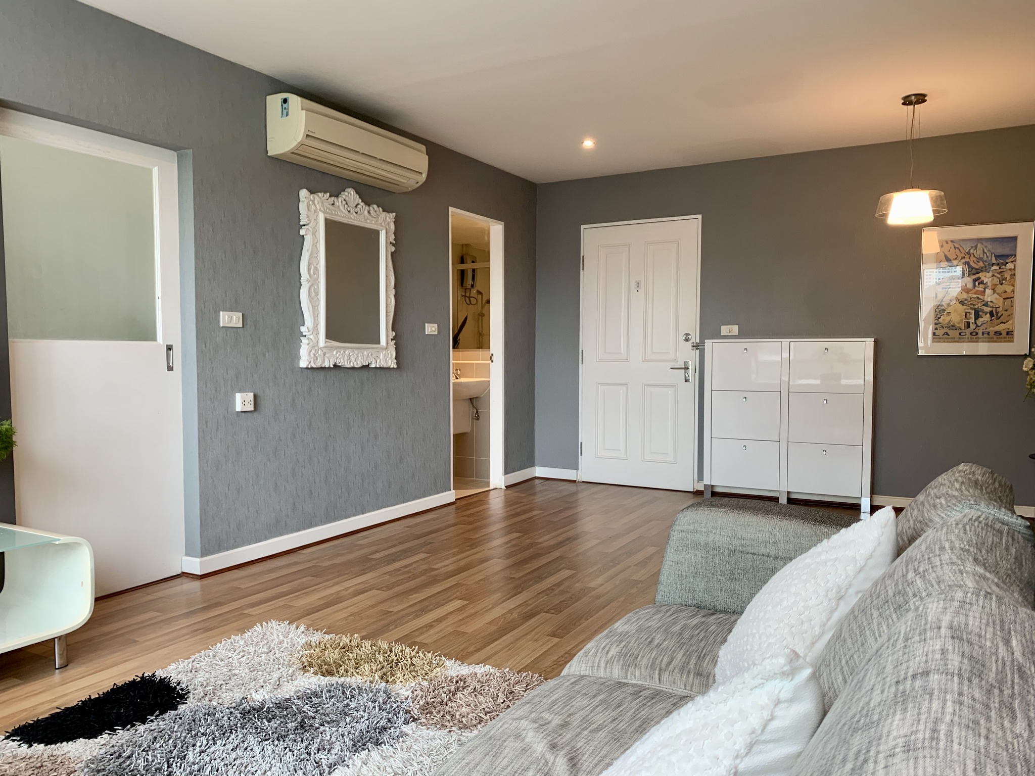 ขาย / ให้เช่าคอนโด Condo One Sukhumvit 67 (คอนโด วัน สุขุมวิท 67) - 1 ห้องนอน- 1 ห้องนั่งเล่น- 1 ห้องครัว พร้อมระเบียง-