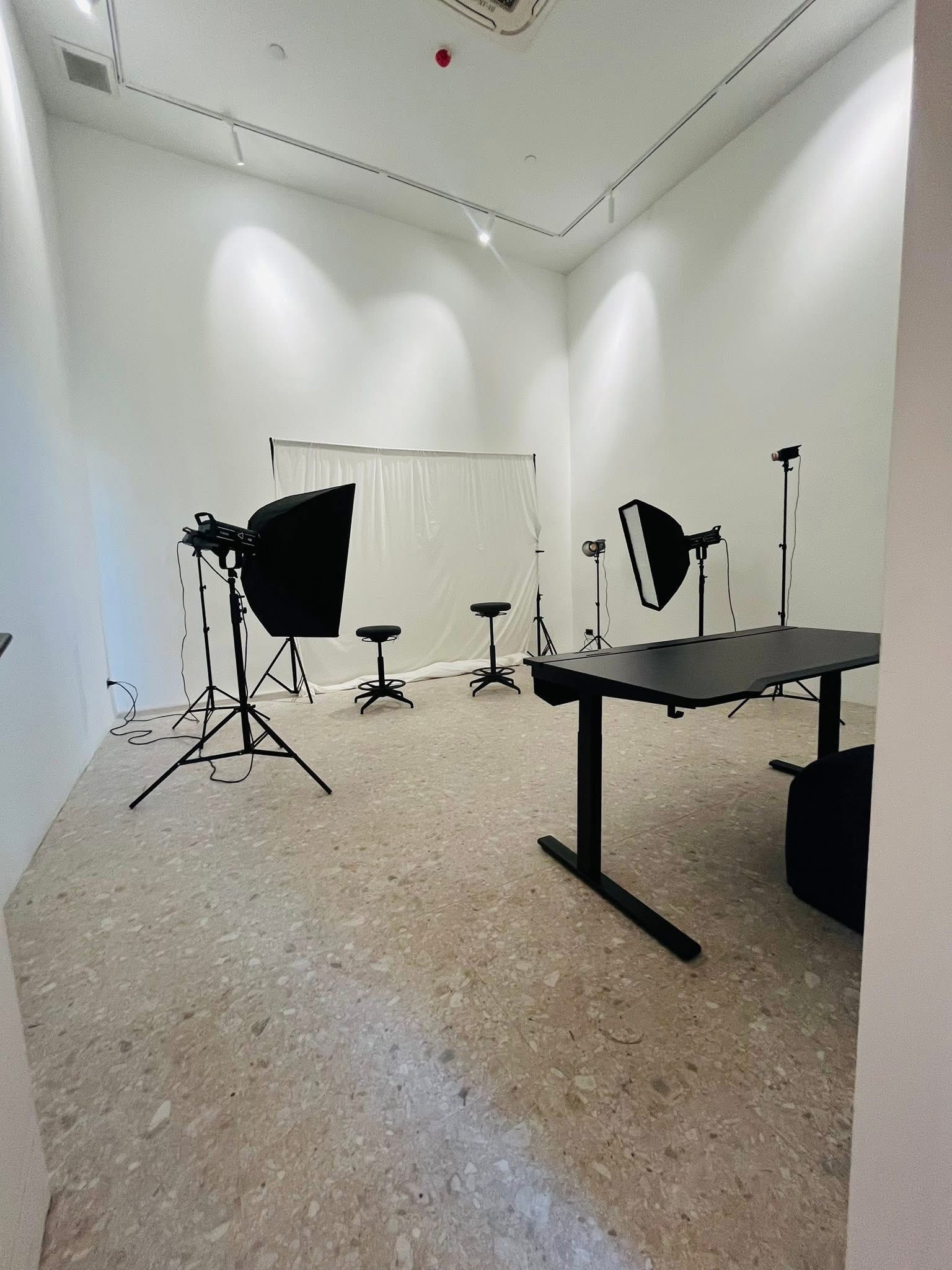 ให้เช่าคอนโด นิว ดิสทริค อาร์ไนน์ พระราม 9 / For Rent Nue District R9 (English below)