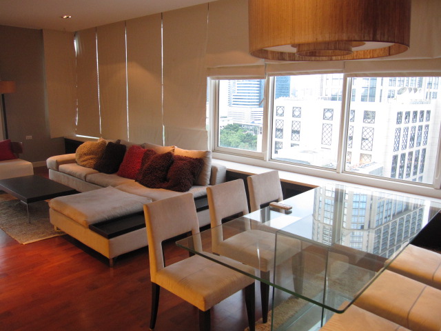 ให้เช่าคอนโด Siri Residence (สิริ เรสซิเด้นซ์) มีทั้ง 1-3 ห้องนอน ห้องใหม่ยังไม่เคยพัก แต่งครบพร้อมเข้าอยู่