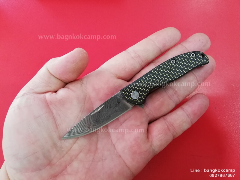มีดพับ ดามัสกัส Damascus ด้ามคาร์บอนไฟเบอร์ลายเส้นทอง (8)