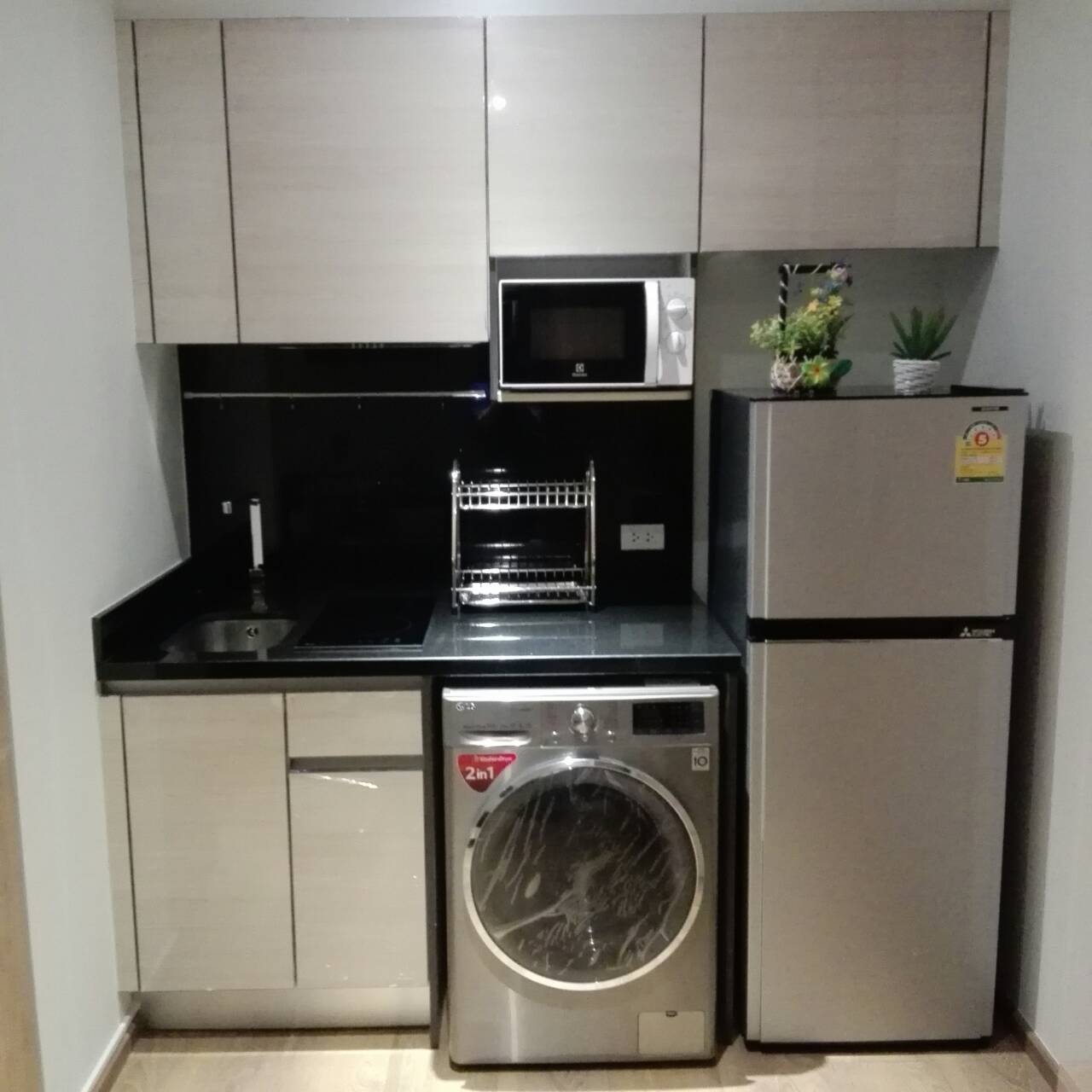 ให้เช่าคอนโด Park 24 (พาร์ค 24) ห้อวสตูดิโอ 1 ห้องน้ำ ขนาด 29.45 ตรม ตึก 3 ชั้น 10