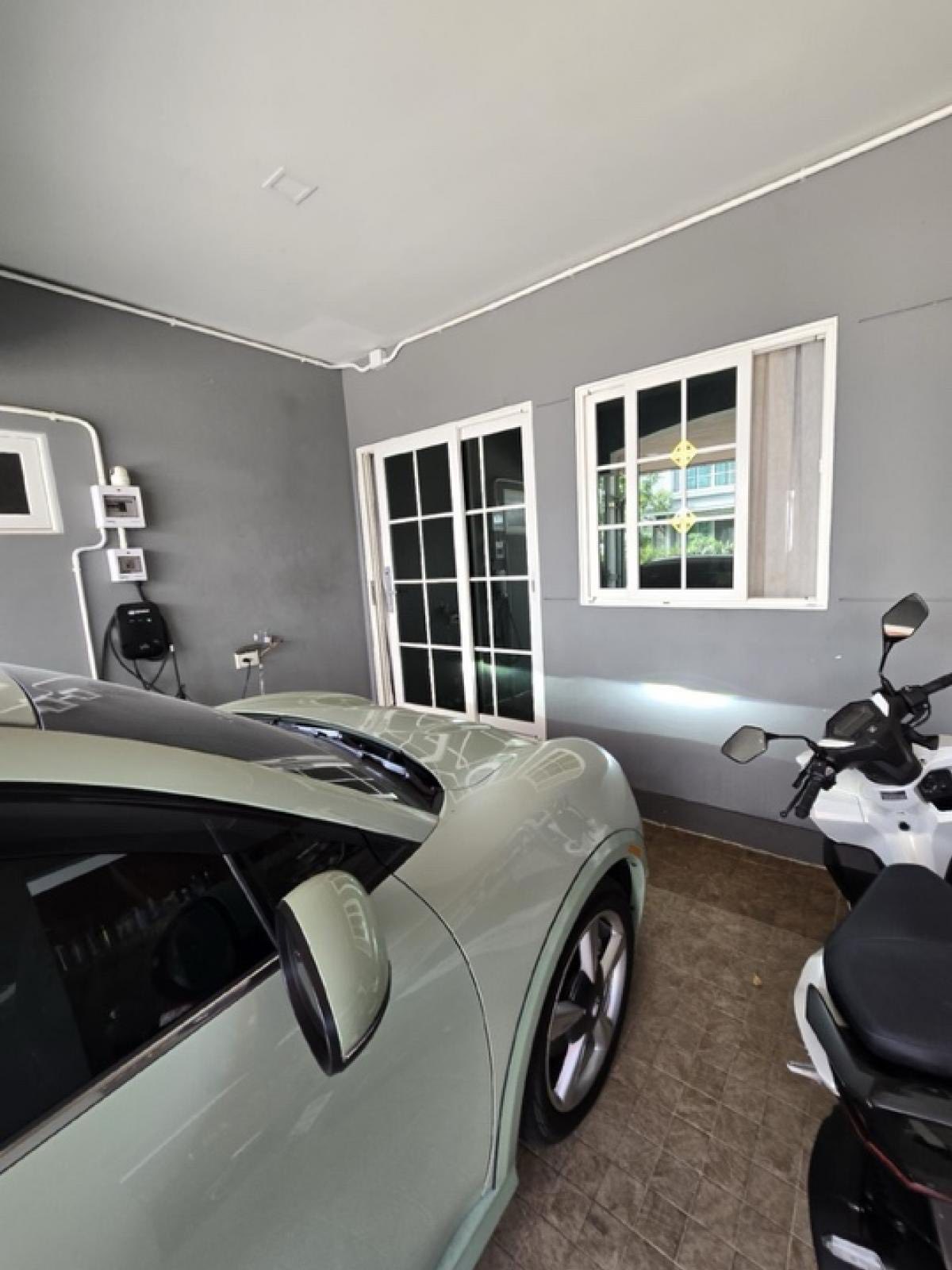 ให้เช่าบ้านเดี่ยวโครงการใหม่ Prestige Future Rangsit (เพรสทีจ ฟิวเจอร์ รังสิต) — บ้านสวยแต่งครบ พร้อมคลับเฮาส์