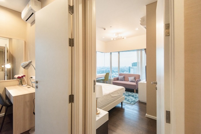 For rent Cheap Rent The Saint Residences Condo 2-Bed High Floor - Unit A-3207, Fl.32 Bldg.A (No.588/302)