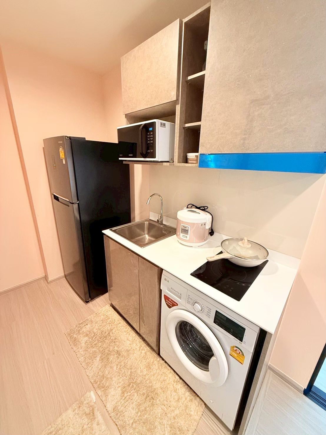 ขาย/ให้เช่าคอนโด แอสไพร์ เอราวัณ ไพรม์ / For Sale–Rent Aspire Erawan Prime (English below)