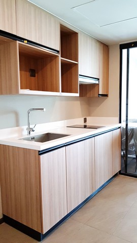 ขาย / เช่าคอนโด Na Vara Residence (ณ วรา เรสซิเดนซ์) หลังสวน(Freehold) ชั้นเพนท์เฮ้าส์ พร้อมเฟอร์นิเจอร์พรีเมียมครบชุด