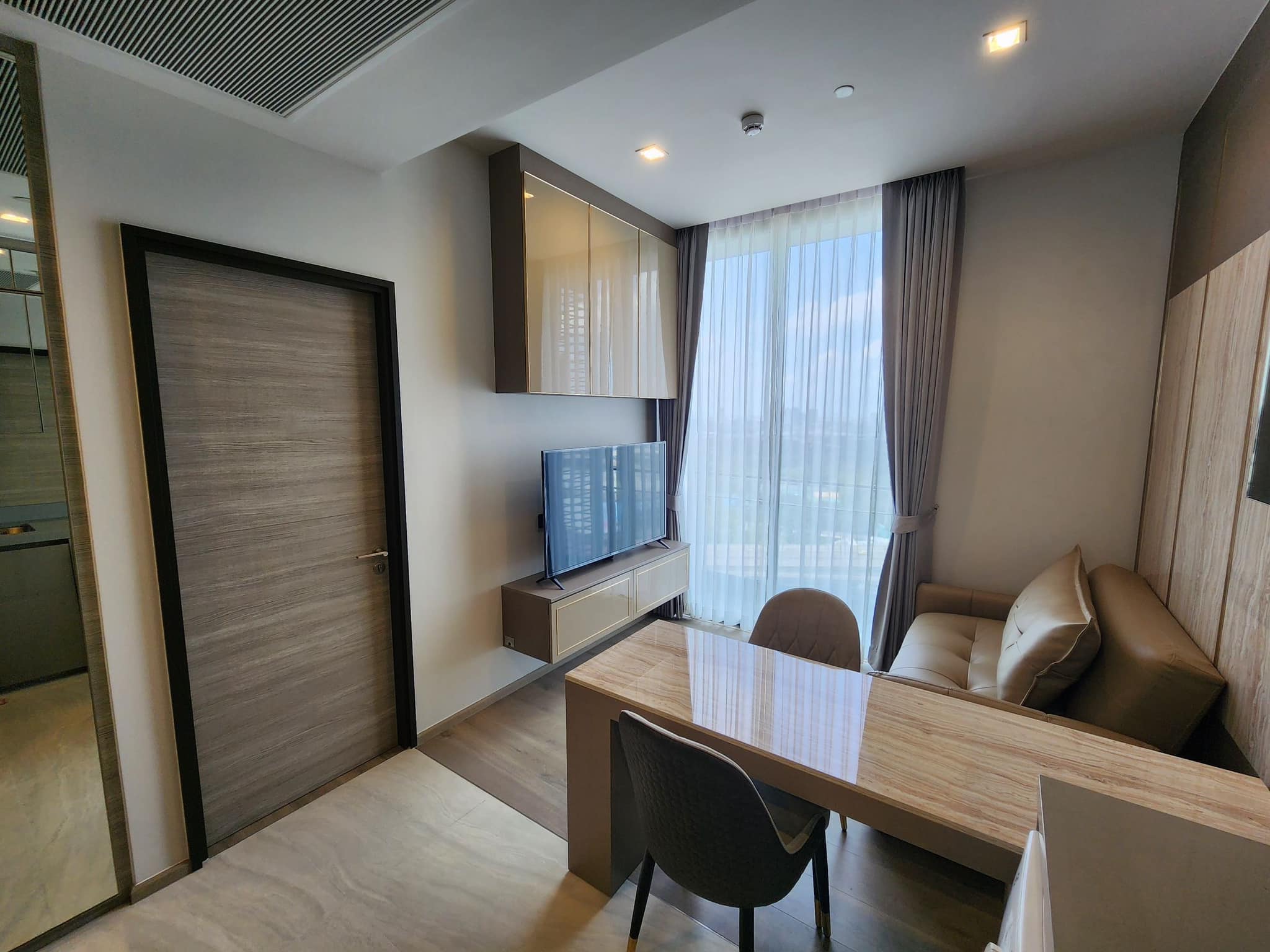 Condo for rent (Ready to move in immedately) / คอนโดให้เช่าพร้อมเข้าอยู่ทันที โครงการ The Crest Park Residences (เดอะ เครสท์ พาร์ค เรสซิเดนซ์)