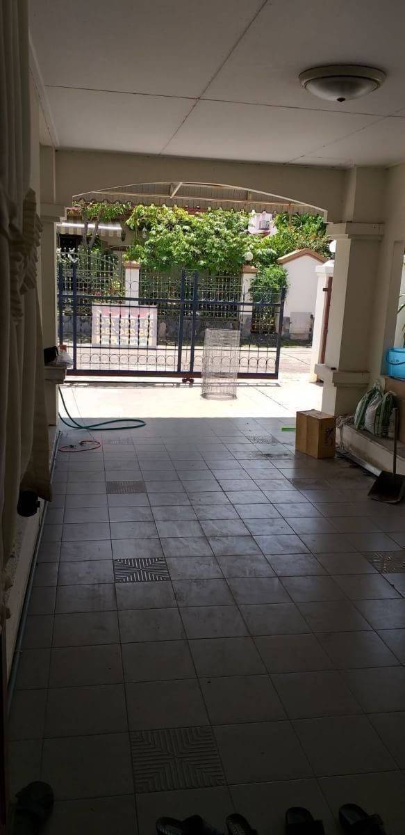 ขายสบาย ๆ บ้านสวยทำเลโดน หมู่บ้านนันทวันรามอินทรา รามอินทรา กม.8 คู้บอน ซอย 27 ขายราคา 9,000,000 บาท