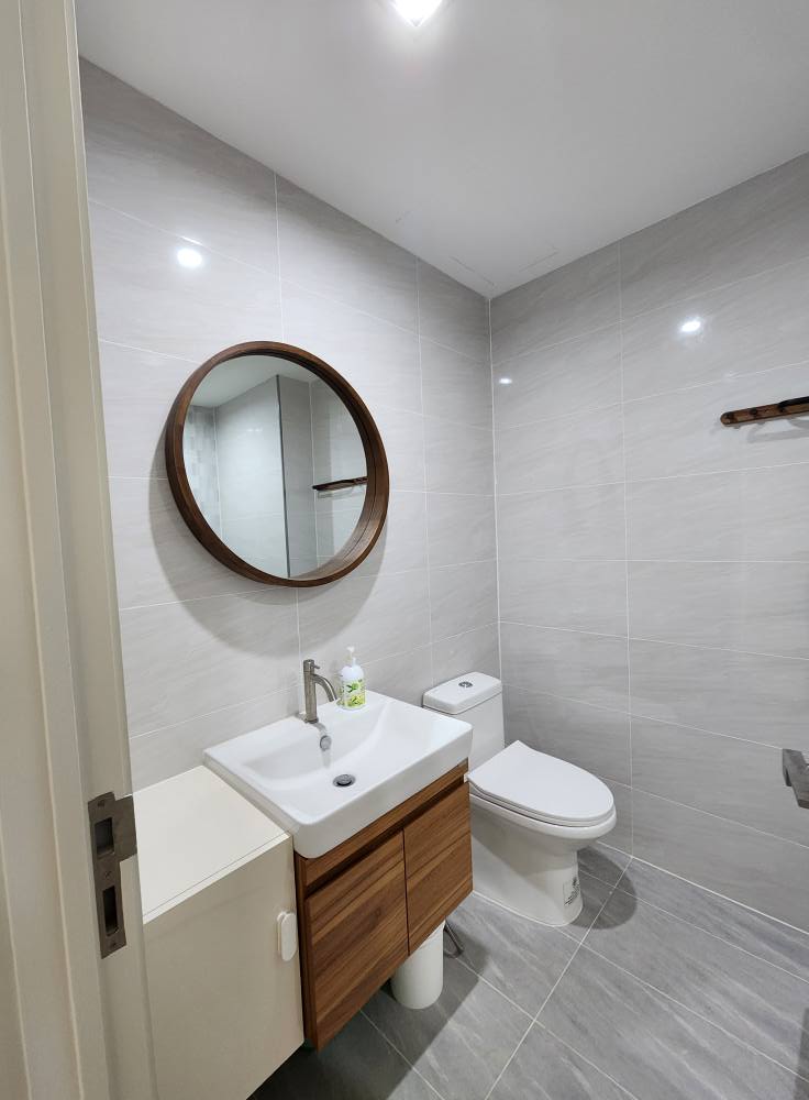 ให้เช่าคอนโด เดอะรูม สาทร–ตากสิน / For Rent The Room Sathorn–Taksin (English below)