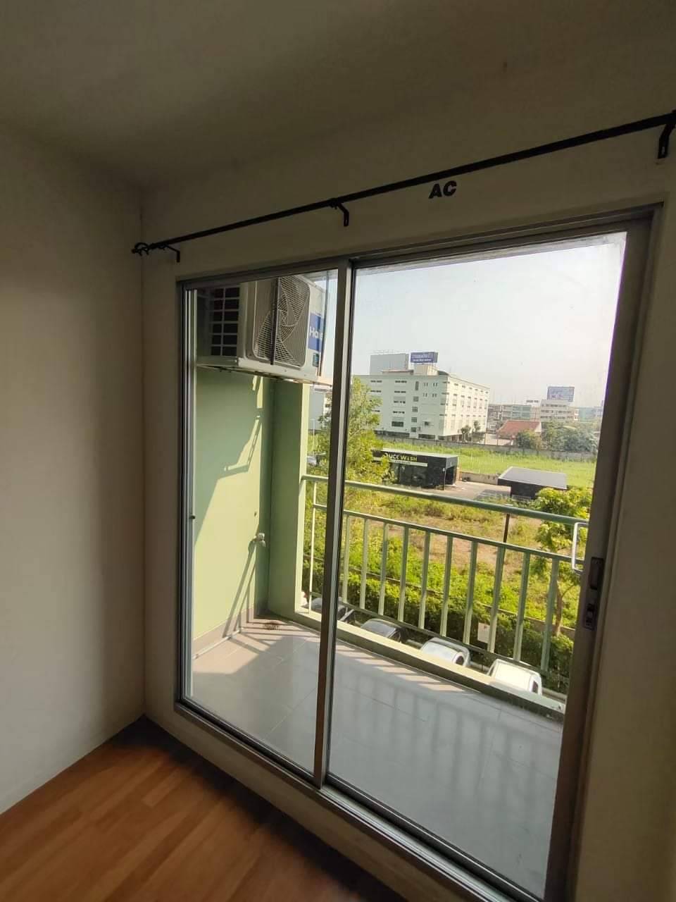 ขาย / ให้เช่า คอนโด ลุมพินีเพลส บรมราชชนนี-ปิ่นเกล้า Lumpini Place Borom Ratchachonni – Pinklao ติดถนน บรมราชชนนี เดินทางสะดวก เช่า 7500 / เดือน