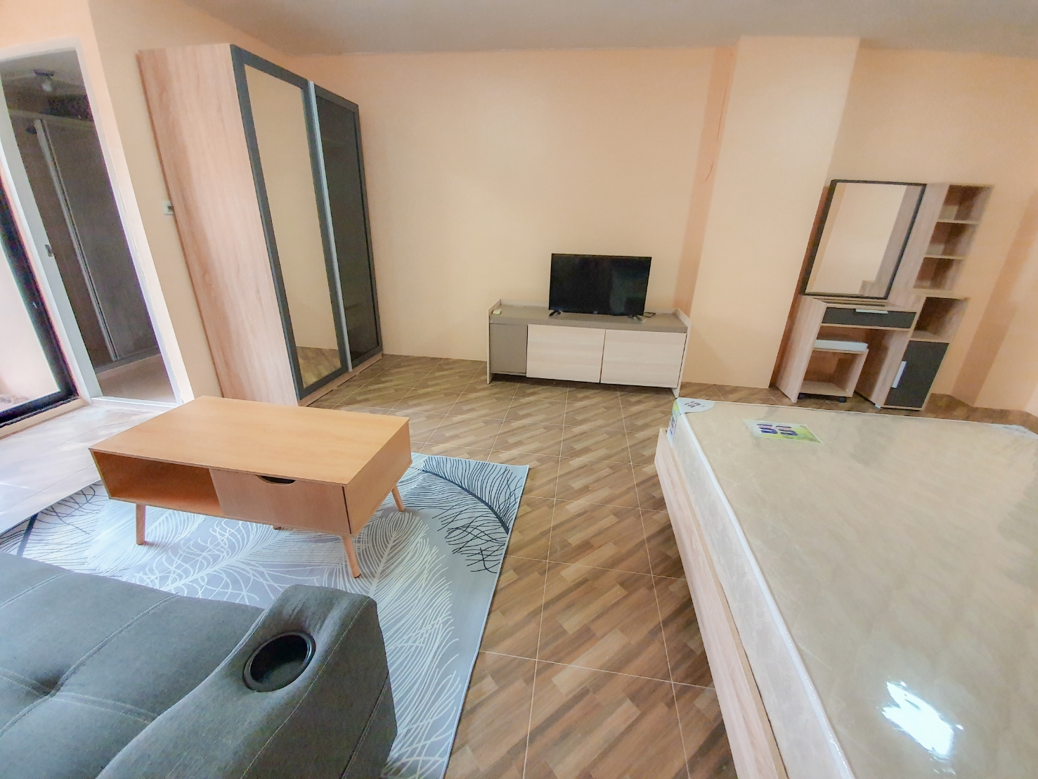 ขาย / เช่าคอนโด Champs Elysees Tiwanon (ฌ็องเซลิเซ่ ติวานนท์) ขายราคา 830,000 บาท / เช่า 5,500 บาท/ เดือน