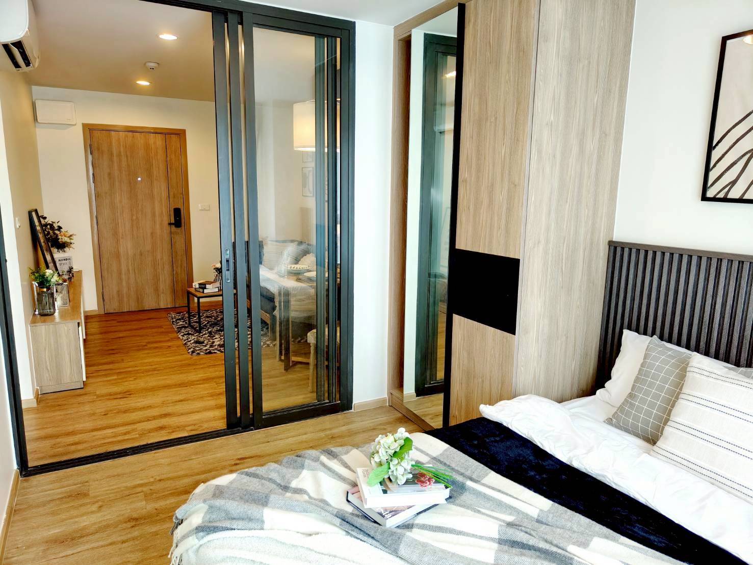 ขายคอนโด The Excel Hideaway Sukhumvit 71 (ดิ เอ็กซ์เซล ไฮด์อะเวย์ สุขุมวิท 71)