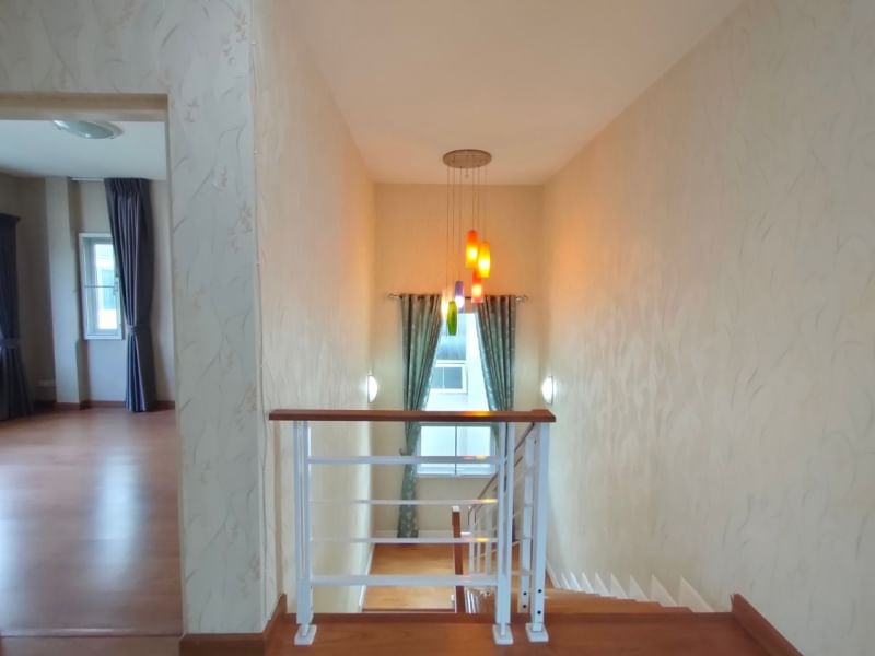 ขาย /ให้เช่า บ้านเดี่ยว 2 ชั้น หลังมุม ห่าง MRT บางพลู เพียง 5 นาทีโครงการ The Centro Rattanathibet : เดอะ เซนโทร รัตนาธิเบศร์ ขนาด 52 ตารางวา